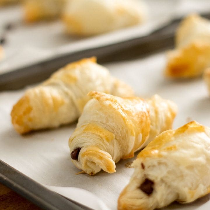 Croissants au chocolat à 3 ingrédients