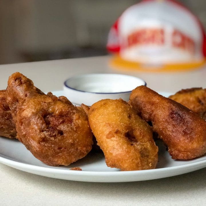 Ailes de poulet Buffalo version "nasty" (Ailes de poulet frites dans la pâte à gaufres)