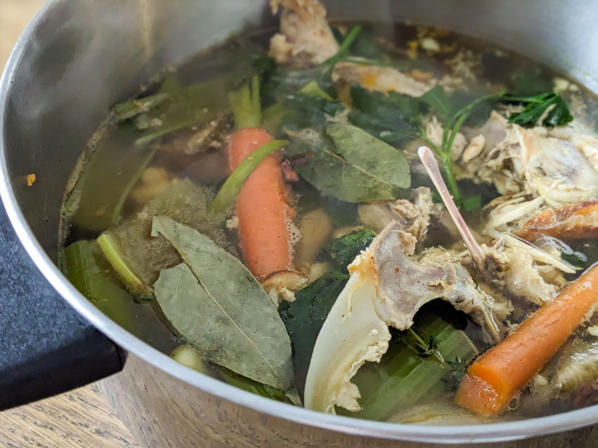 Recette de bouillon de poulet facile