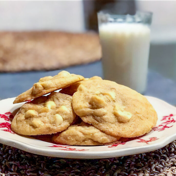 Biscuits aux noix de macadam et chocolat blanc (comme chez Subway)